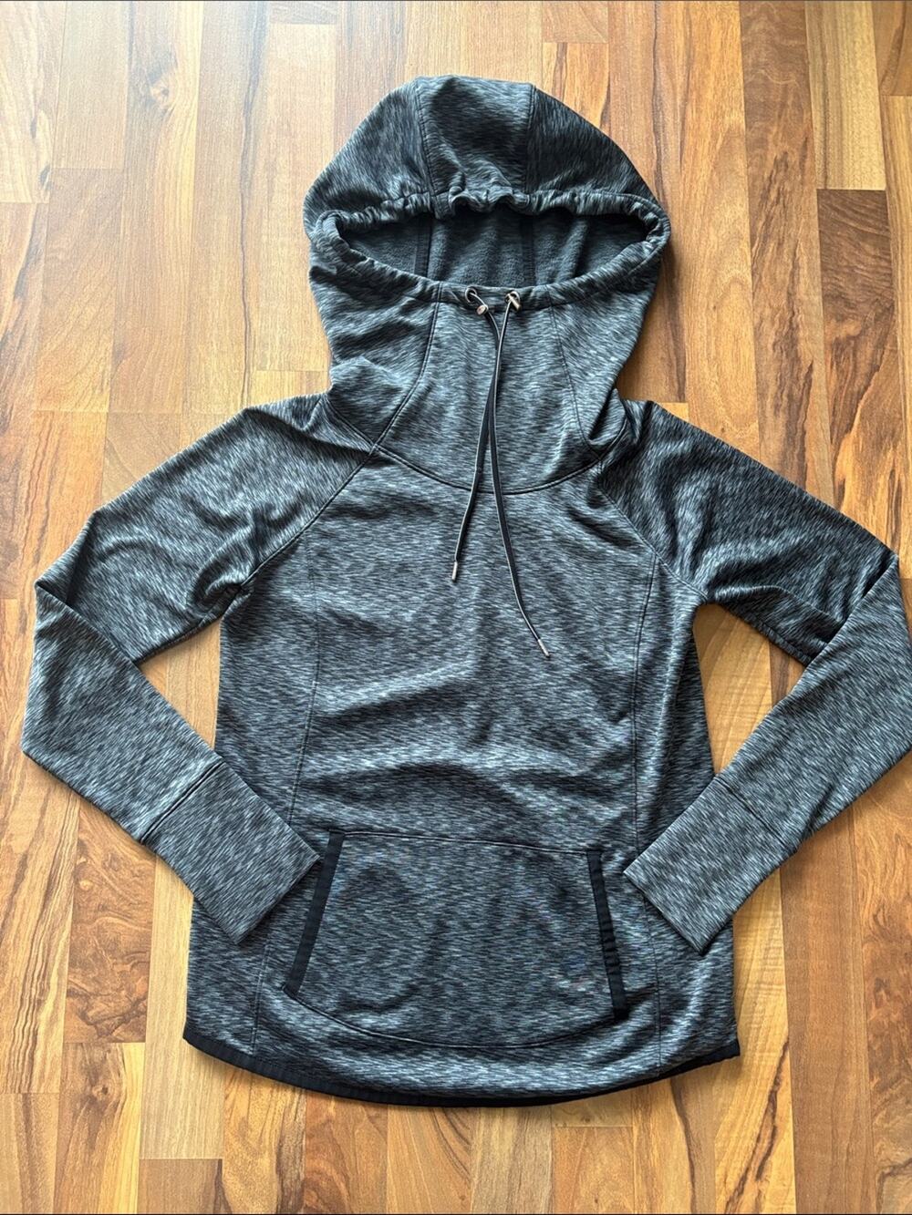 Athleta Woman’s Heathered Charcoal Gray Hooded Pullover Sweater Size S